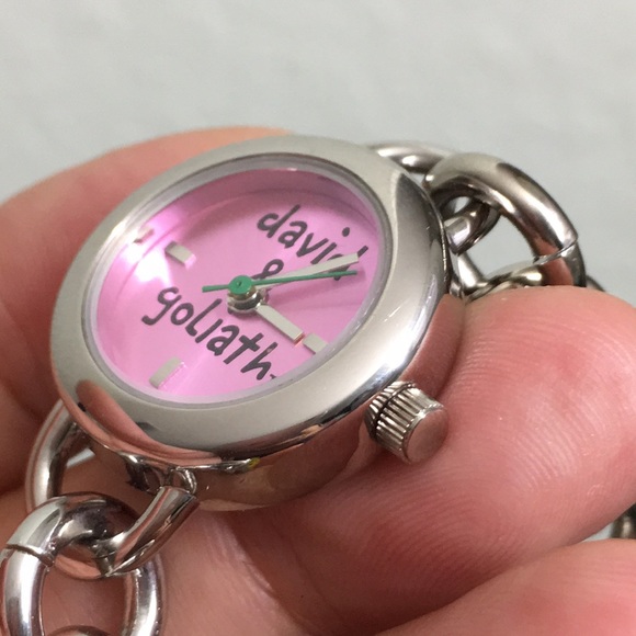 🖤2004 David & Goliath charms bracelet watch - Picture 13 of 14